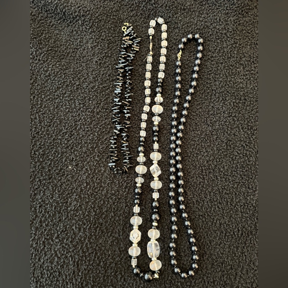 Elegant Black and Clear Beaded Necklace Set